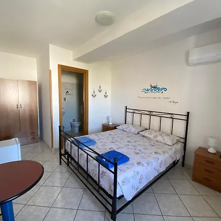 Lecce בית הארחה 3*