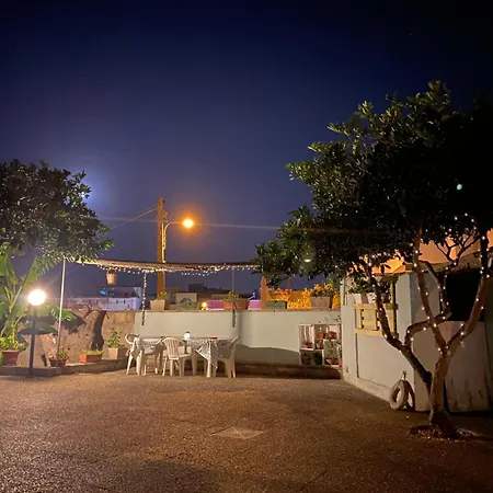 Lecce בית הארחה 3*